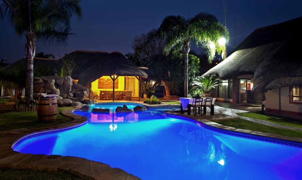 Cest Si Bon Hotel أوتجيوارونغو المظهر الخارجي الصورة