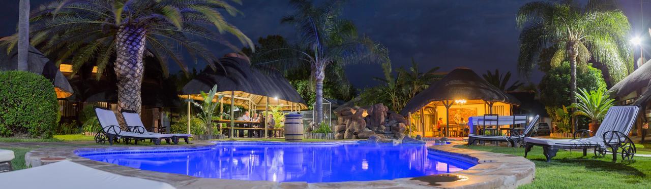 Cest Si Bon Hotel أوتجيوارونغو المظهر الخارجي الصورة