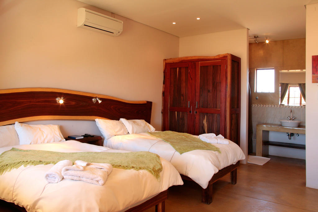 Cest Si Bon Hotel أوتجيوارونغو الغرفة الصورة