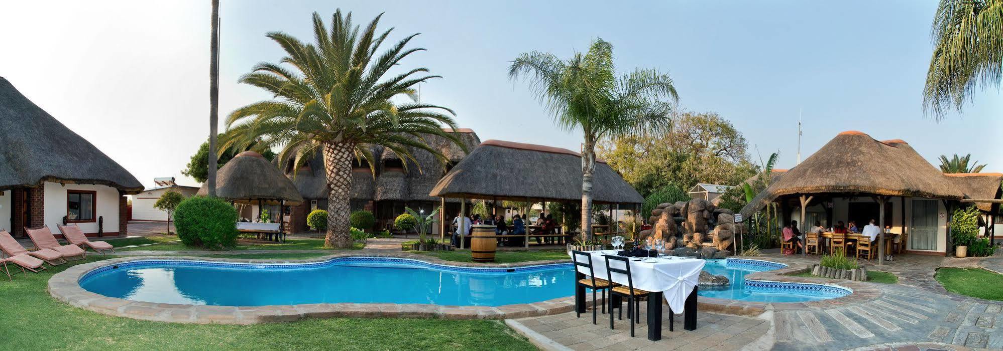 Cest Si Bon Hotel أوتجيوارونغو المظهر الخارجي الصورة