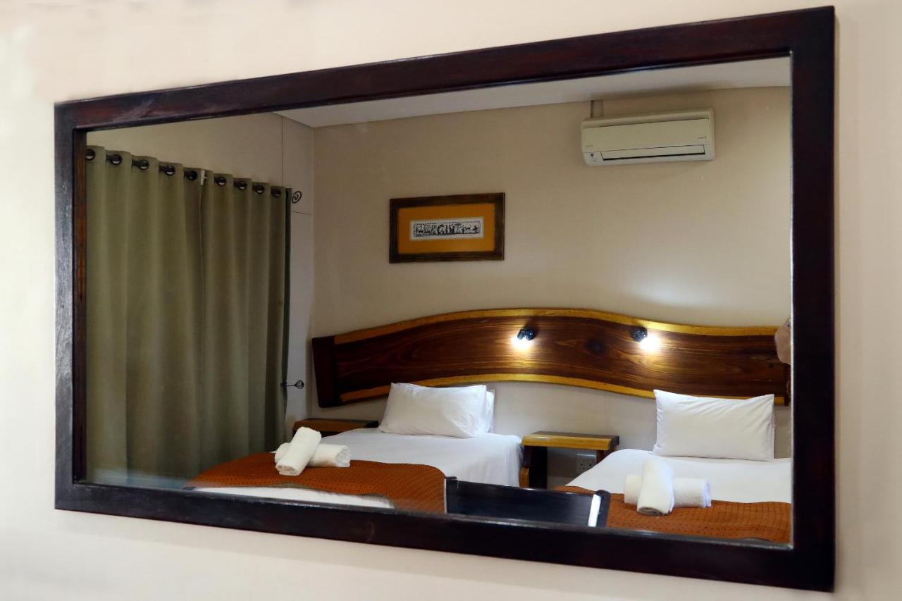 Cest Si Bon Hotel أوتجيوارونغو المظهر الخارجي الصورة